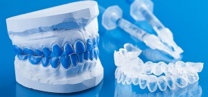 تفاوت بین مواد کاشت ایمپلنت های دندانی 